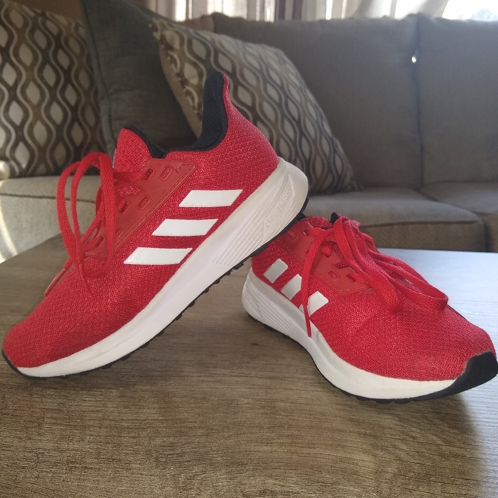 EUC Adidas Boys Sneakers